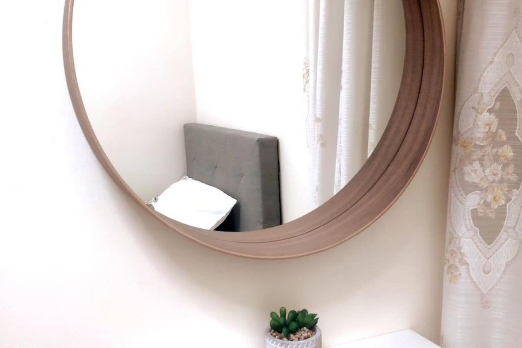 Best Location 2 Bed2 Bath W/Lift In Town! Gibraltar Extérieur photo
